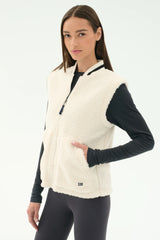 Aster Sherpa Vest: Cream