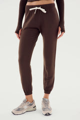 Andie Oversized Fleece Sweatpant: Dark Chocolate