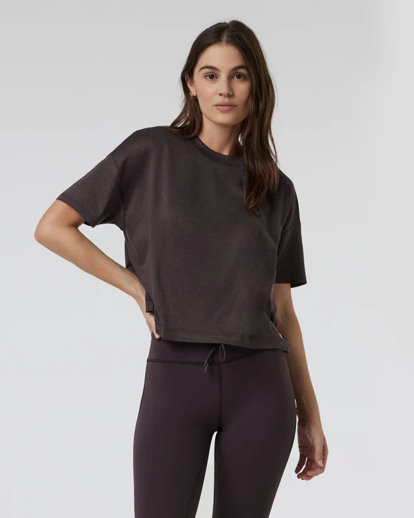 【COSYHARU】Wave Pleats Tee Tradewind Performance Tee 2.0 | Kashmir Heather | Vuori