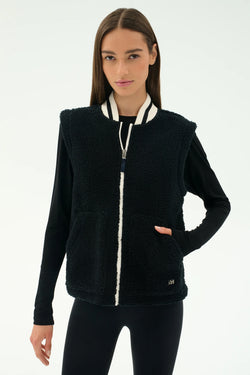 Aster Sherpa Vest: Black