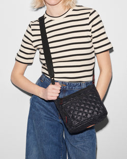 Metro Scout Crossbody Deluxe: Black