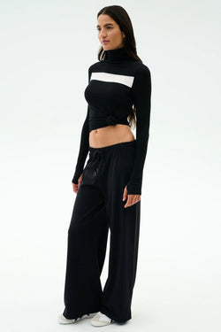 Brynn Airweight Pant: Black