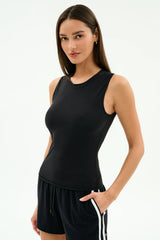 Carter Airweight Lite Tank: Black