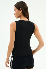 Carter Airweight Lite Tank: Black