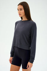 Brooks Fleece Long Sleeve Sweatshirt: Graphite