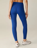 POWERBEYOND™ Strive Midi Legging: Marine Blue