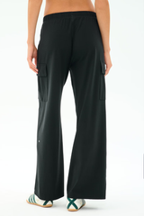 Alex Airweight Cargo Pant: Black