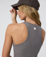 Pose Plyo Tank: Chia