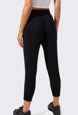 Reena 7/8 Fleece Sweatpant: Black