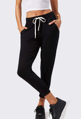 Reena 7/8 Fleece Sweatpant: Black